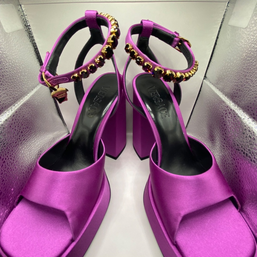 Versace purple platform sandal - Picture 4 of 11